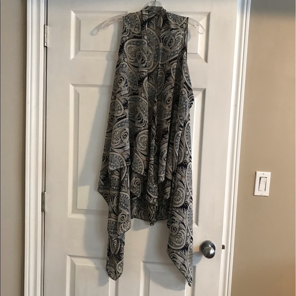 NWT Dress Barn Paisley Silky Vest - One Size